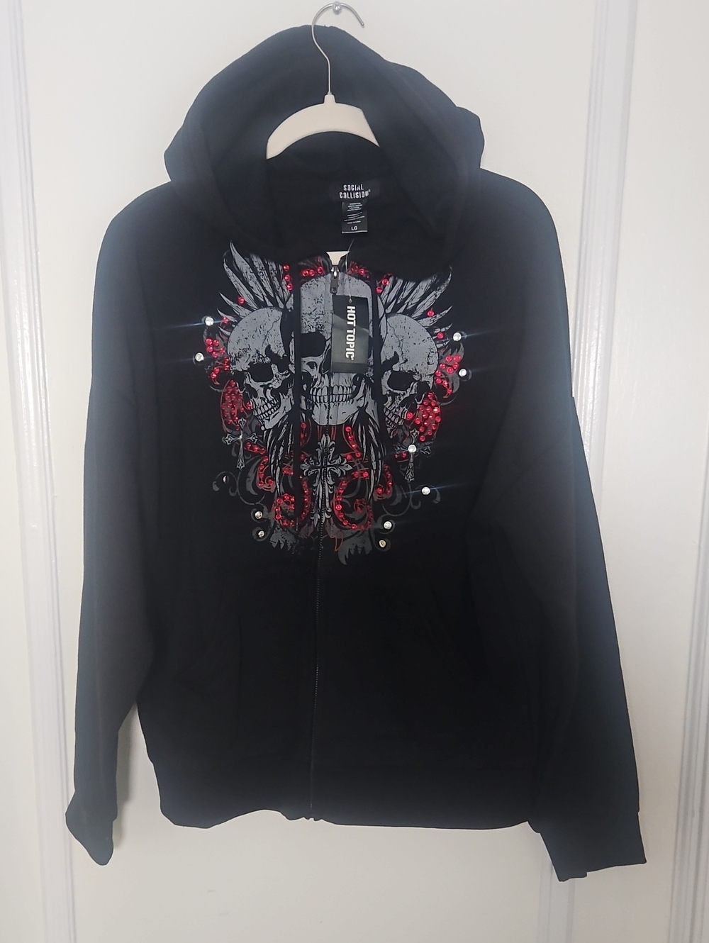 Hot Topic Black Skull & Wings Zip Hoodie with Red Accents